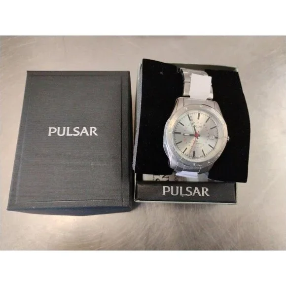 New Pulsar Mineral Crystal Men's Watch - Picture 2 of 2